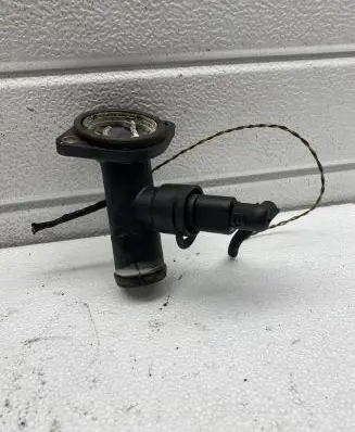 Volkswagen Golf V Thermostat housing 03G121121