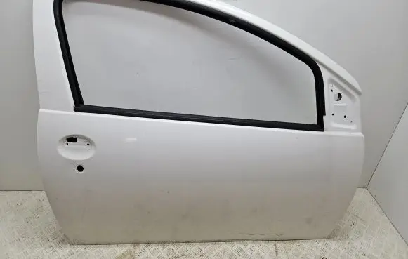 Toyota Aygo AB10 Door (2 Door Coupe) 