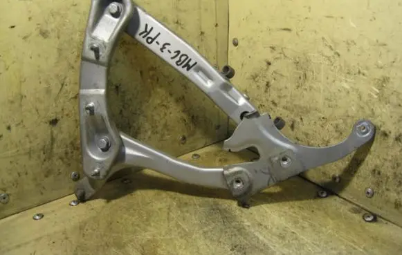 Mercedes-Benz C W202 Engine bonnet/hood hinges