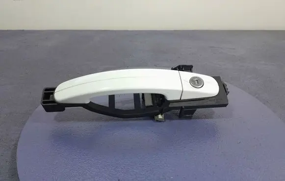 Ford Grand C-MAX Front door exterior handle 3M51R224A37AE