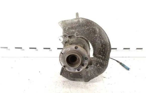 BMW 5 E60 E61 Front wheel hub spindle knuckle 6760954R