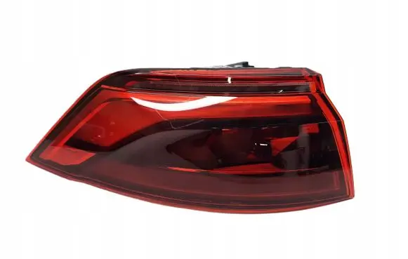Audi Q8 Rear/tail lights 4M8945091