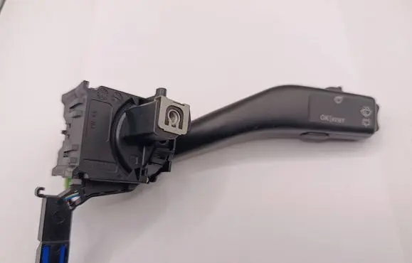 Volkswagen Golf V Wiper control stalk 1K0953519J 200520T