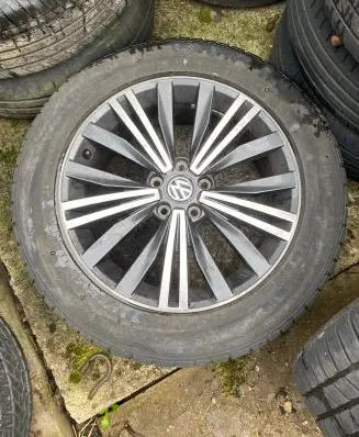 Volkswagen Tiguan Allspace R18 alloy rim 