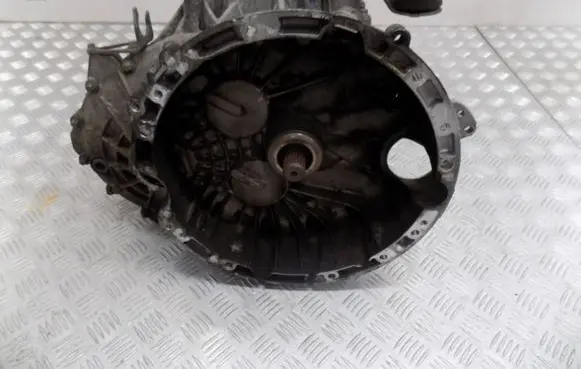 Mercedes-Benz A W176 Manual 5 speed gearbox 176261010201
