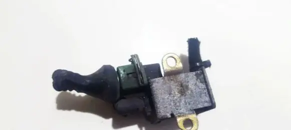 Audi A4 S4 B5 8D Turbo solenoid valve 026906283