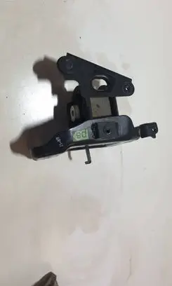 Toyota RAV 4 (XA40) Engine mount bracket 1237226010