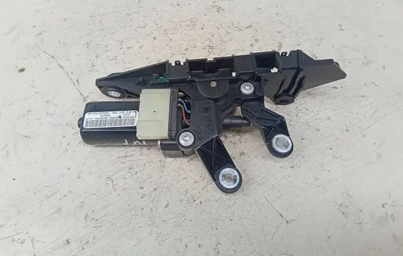 Audi A5 8T 8F Seat belt adjustment motor 8F0857759 306625799AD