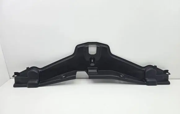 Toyota Auris E180 Radiator trim 165940N010