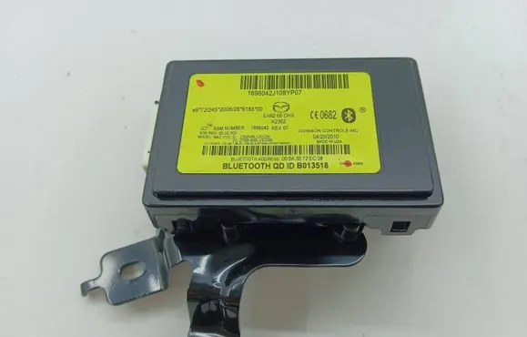 Mazda CX-7 Bluetooth control unit module EH6266DHX 04292010