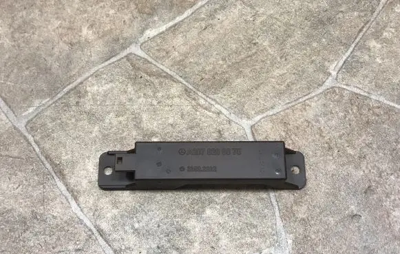 Mercedes-Benz C W204 Keyless system antenna A2078200075