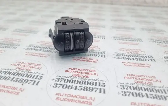Volkswagen PASSAT B5.5 Headlight level height control switch 3B0941333C