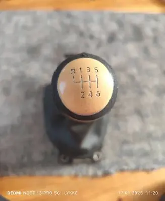 Nissan Qashqai+2 Gear shifter/selector 50783684 JD500