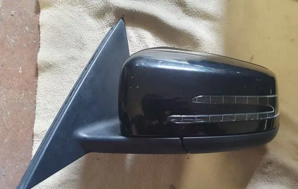 Mercedes-Benz C AMG W204 Front door electric wing mirror A2048103316