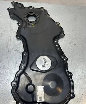 Renault Trafic III (X82) Timing chain cover 135027147RC