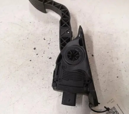 Volvo V40 Accelerator throttle pedal 31280598 6PV01036825