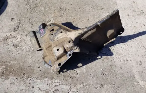 Toyota Yaris Front bumper skid plate/under tray OEM