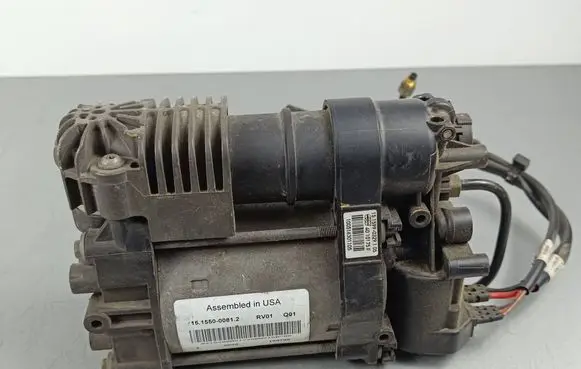 Jeep Grand Cherokee Air suspension compressor/pump 21193Z 68204730AF P68204730AF