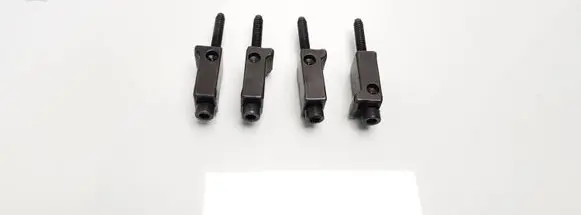 Volkswagen PASSAT B6 Fuel Injector clamp holder