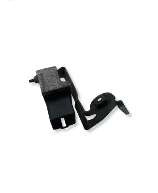 Renault Clio III Glow plug pre-heat relay 7700115078