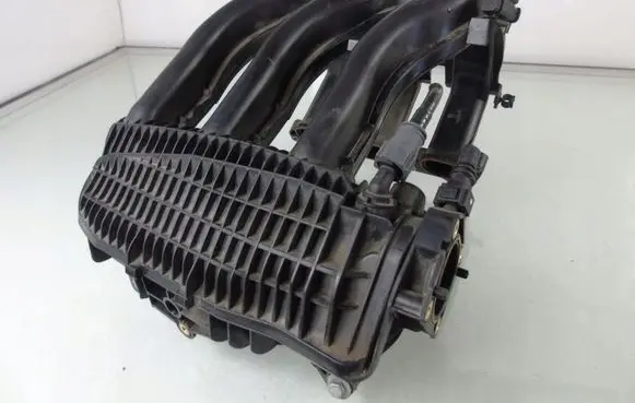 Peugeot 208 Intake manifold 8V519H307CA