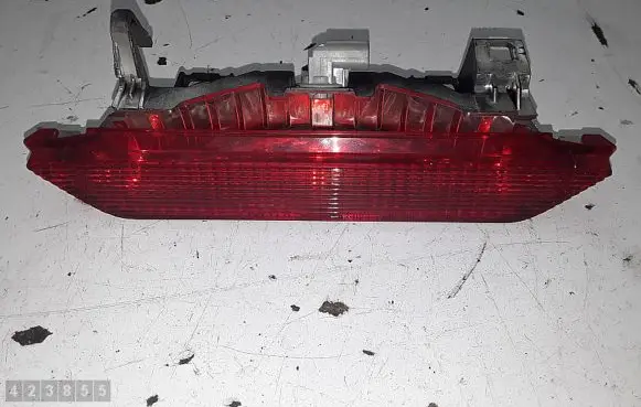 Toyota Yaris Tailgate rear/tail lights E111651
