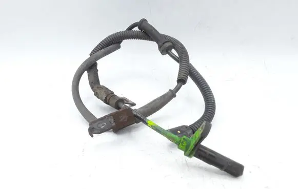 Hyundai Tucson JM ABS brake wheel speed sensor 956713E310