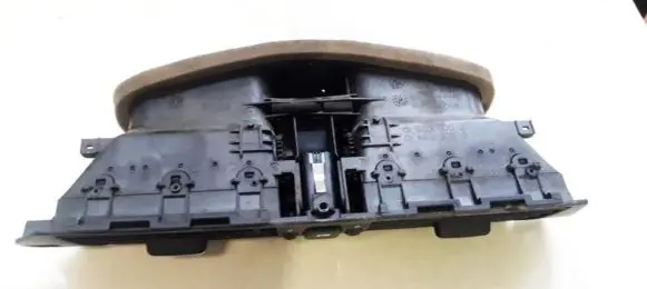 BMW 5 E60 E61 Dash center air vent grill 05114001 05114-001