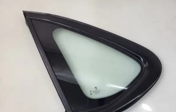 BMW 2 F45 Rear side window 7375179