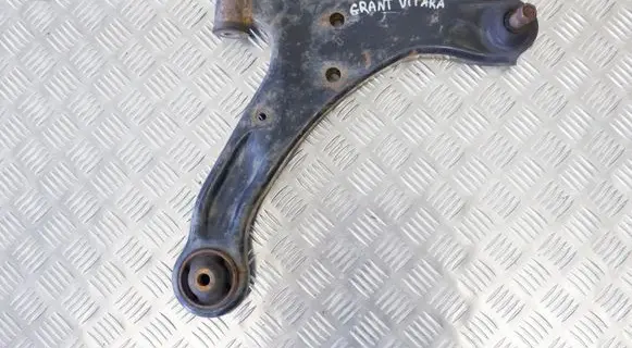 Suzuki Grand Vitara II Front lower control arm/wishbone 4520178K00