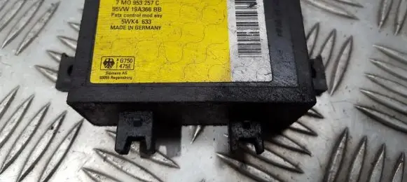 Ford Galaxy Immobilizer control unit/module 7m0953257c 95vw19a366bb
