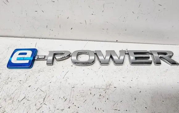 Nissan Qashqai J12 Manufacturers badge/model letters 808926UM0A