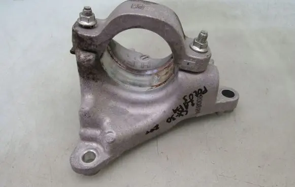 Mazda CX-30 Driveshaft support bearing bracket 