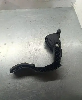 Volkswagen Phaeton Accelerator throttle pedal 3d1721503h