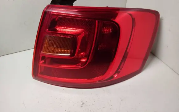 Volkswagen Jetta VI Rear/tail lights 5C6945096