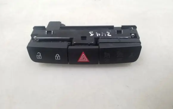 Opel Insignia A Hazard light switch 13271927