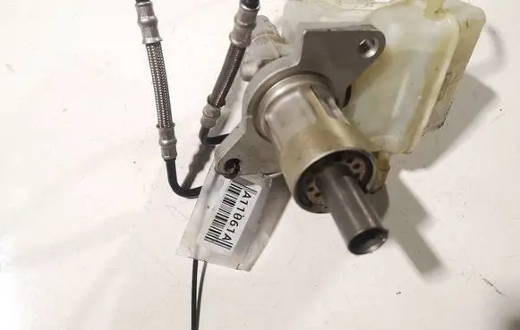 BMW 3 E90 E91 Master brake cylinder 