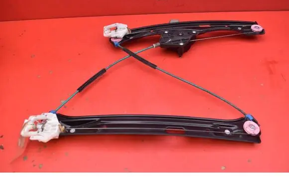 BMW 7 F01 F02 F03 F04 Front door window regulator with motor 