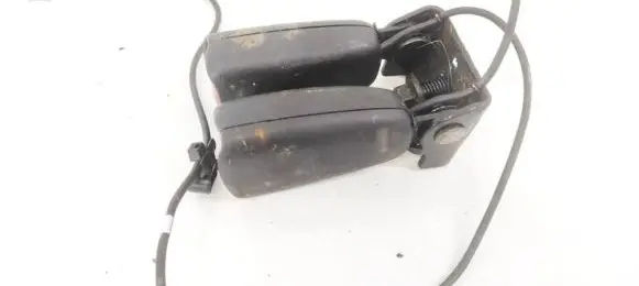Volvo S40 Rear seatbelt buckle