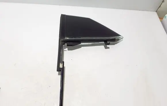 Mercedes-Benz AMG GT 4 x290 w290 Rear vent window glass A2907350300