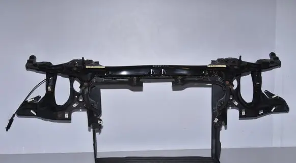 BMW 7 E65 E66 Radiator support slam panel 7011213 7011215