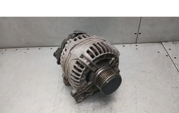Skoda Fabia Mk1 (6Y) Generator/alternator 028903028E
