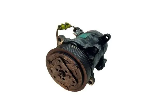 Renault Clio II Air conditioning (A/C) compressor (pump) SD6V12-KASACJA SD6V12