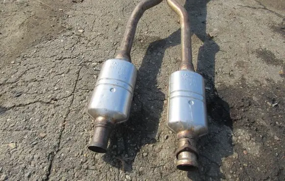 Mercedes-Benz ML W164 Middle muffler/silencer A1644908101-MERC2 A1644908101