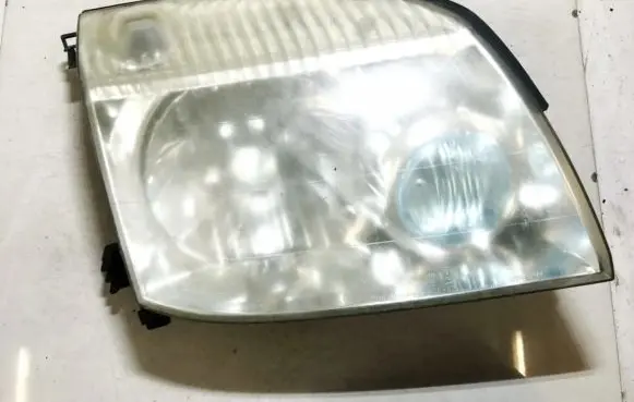 Nissan X-Trail T30 Headlight/headlamp