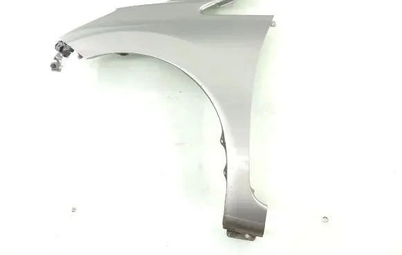 Nissan Note (E12) Fender