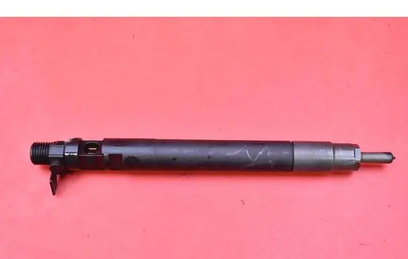Fuel injector