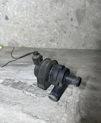 Volkswagen Transporter - Caravelle T5 Webasto circulation pump for autonomous heater 1J0973702 30950000