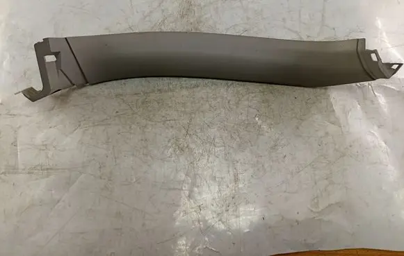 Mitsubishi Grandis Tailgate/trunk side cover trim MR576113 3B45