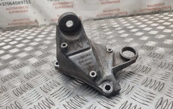 Volkswagen PASSAT B5 Gearbox mounting bracket 8D0399114S
